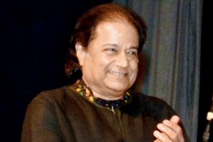 Anup Jalota: Returning awards insult to the nation