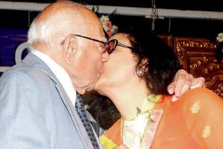 Leena Chandavarkar: Ram Jethmalani asked my permission before kissing me 