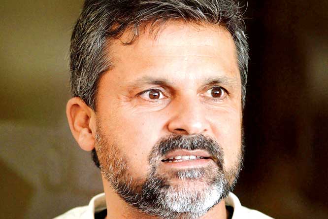 ICC World Cup: Pakistan chief selector Moin Khan escapes angry protesters at Karachi airport