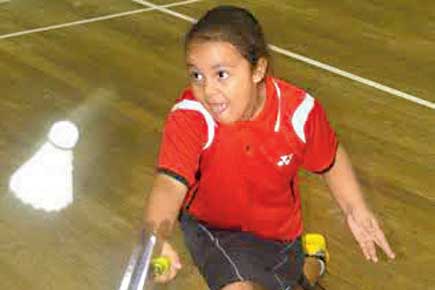 Taarini bags U-10 badminton title