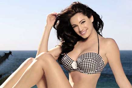 Kelly Brook dumped by lingerie brand