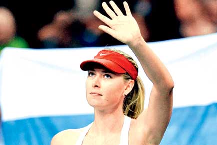 Fed Cup: Maria Sharapova powers Russia into semis