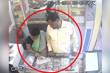 Caught on CCTV: Mumbai's new Bunty and Babli