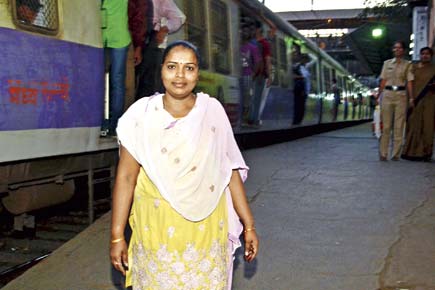 Mumbai railway cop gives dignity to unclaimed bodies