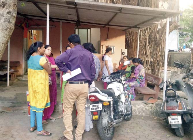 On Thursday, parents of the child, along with other parents and students of the class, went to Dadar police station to record their statements against the teacher