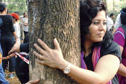 Mumbai: Activists appeal to citizens to protest against felling of over 2,000 trees