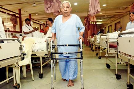 Mumbai: Mystery samaritan saves the day for 75-year-old