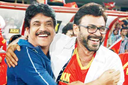 When Nagarjuna and Venkatesh jumped with joy at CCL 2015 finale