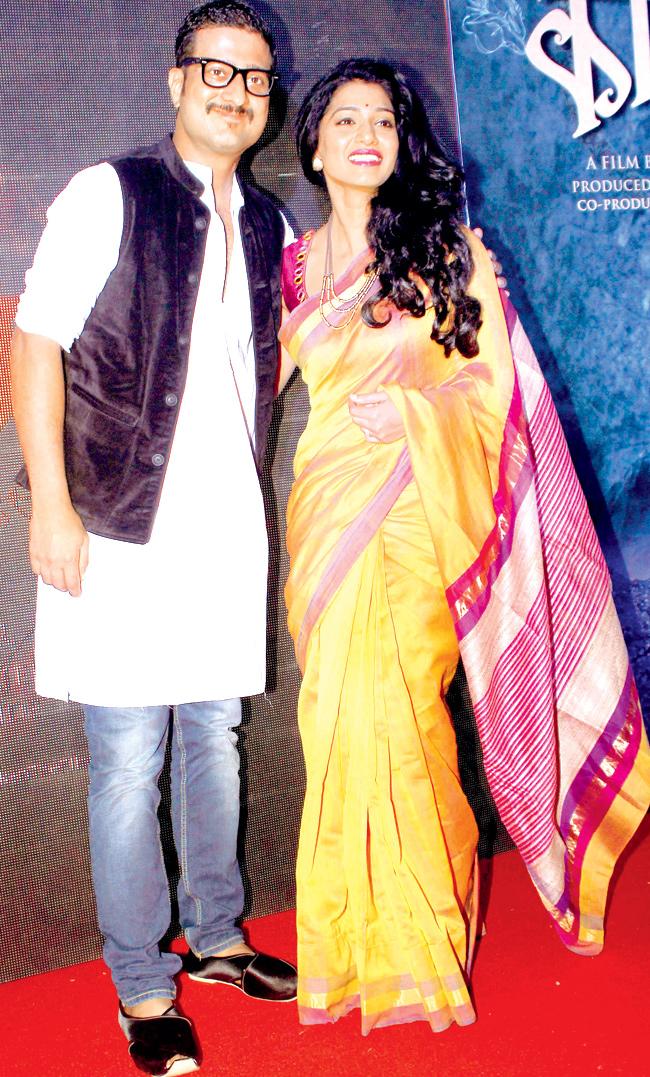 Jitendra Joshi and Urmila Kanitkar 