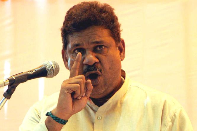 No chance of India winning World Cup with this bowling attack: Kirti Azad