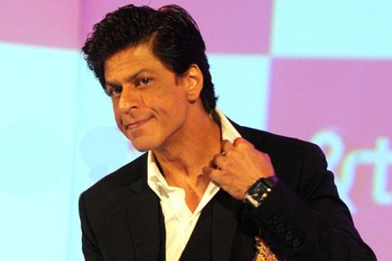 'AIB Roast' controversy: After outcry against Aamir, SRK turns 'diplomat'