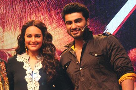 Sonakshi, Arjun were given to me as gift: 'Tevar' director
