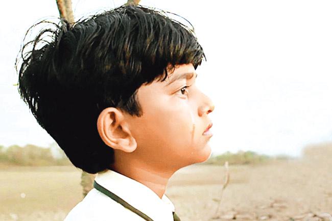 The film could have been a lower budgeted version of Taare Zameen Par (2007) but it doesn’t aim that high