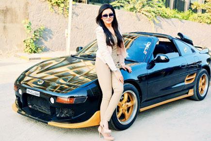 'Kaanchi' actress Mishti Chakraborty's mother gifts her a sports car