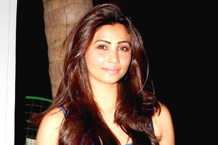 Daisy Shah positive about 2015