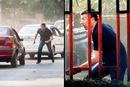 Spotted: Sunny Deol shooting for 'Ghayal Returns' on Mumbai streets