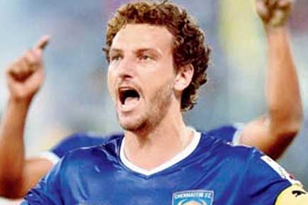 ISL star Elano agrees to Santos return