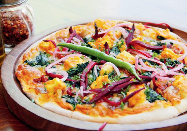 The desi pizza at Cafe Mangii