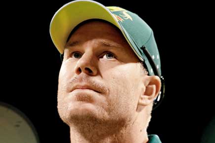 Funny Warner advises Rohit on English when his grammar is bad, writes Michael Jeh