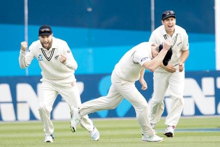 Wicket fest at Wellington as 15 fall on Day One of NZ vs SL Test