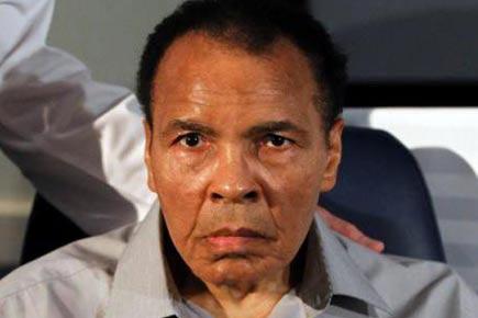 Boxing legend Muhammad Ali released from hospital
