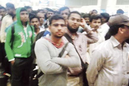 Mumbai: Passengers wait for AI flight for nearly 29 hours 