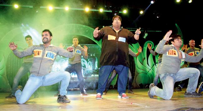 Choreographer Ganesh Acharya’s live electrifying performance was a complete entertainer