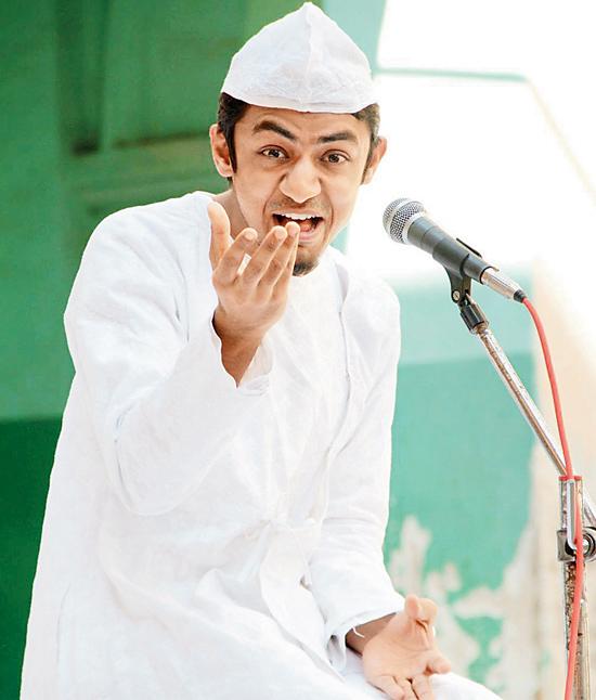 Ankit Chadha will perform a special Dastangoi on Kabir, titled Dastan Dhai Aakhar Ki