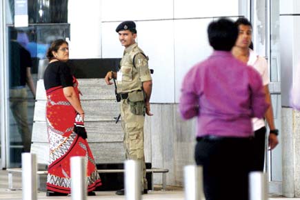 Mumbai airports on high alert after hijack threat
