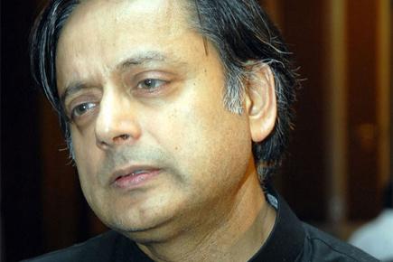 Tharoor in Delhi, likely to be questioned over Sunanda murder