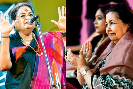 Pamela Chopra enjoys Usha Uthup's performance