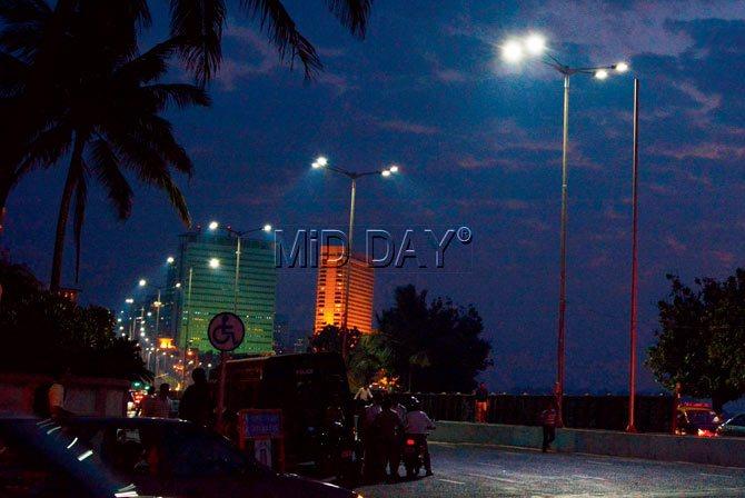 Bathed in silver: White LED streetlights at Marine Drive yesterday. Pic/Atul Kamble