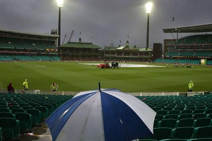 Carlton Tri-series: India vs Australia match abandoned due to rain