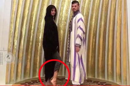 Selena Gomez takes down ankle-flashing pictures