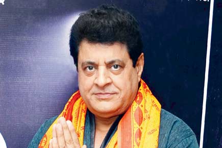 FTII row: Chauhan to stay, co-chair in plans
