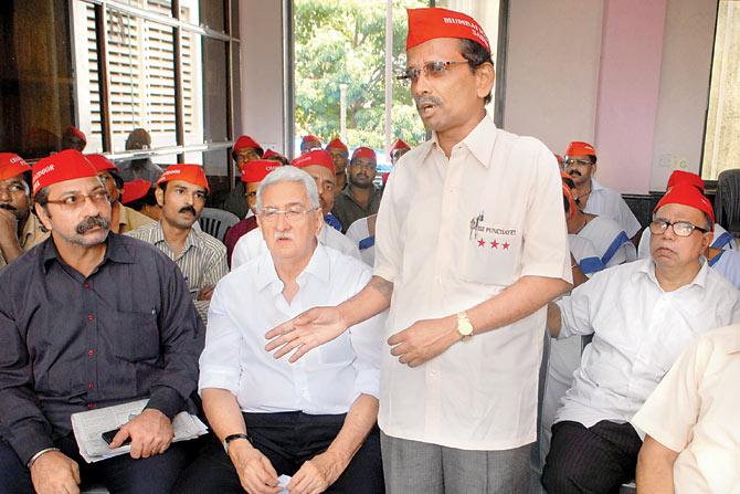 Members of the Mumbai Mazdoor Sabha at a meeting held on Thursday 