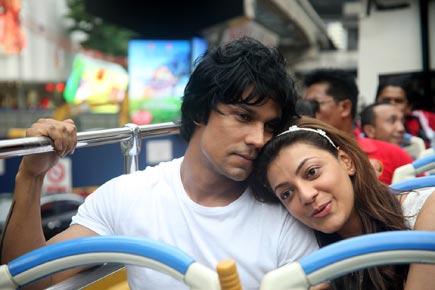 First look: Randeep Hooda, Kajal Agarwal in 'Do Lafzon Ki Kahani'