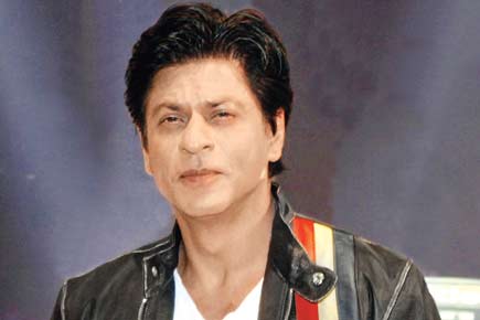 Is SRK hinting at a race with Sanjay Leela Bhansali?