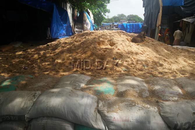 Sand mafia at work: Reti Bunder has turned into a den of illegal sand mining activity. The sand heap you see has been brought in from Konkan and dumped illegally at the bunder. This red sand variety is usually used for interior decoration purpose. 
