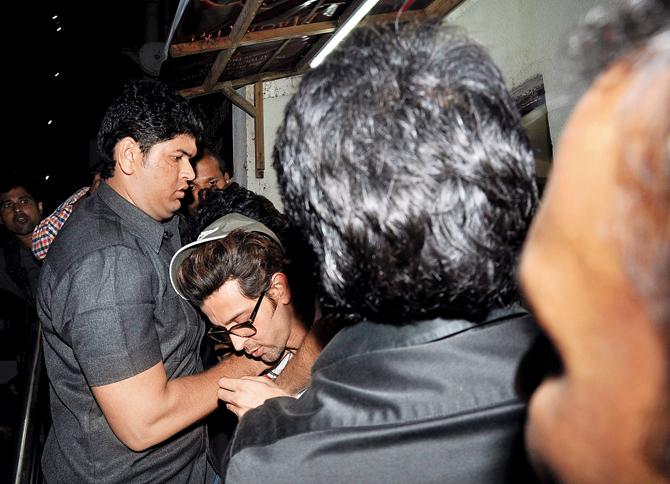 Hrithik Roshan gets manhandled by a fan at a multiplex, during the screening of his last release, Bang Bang