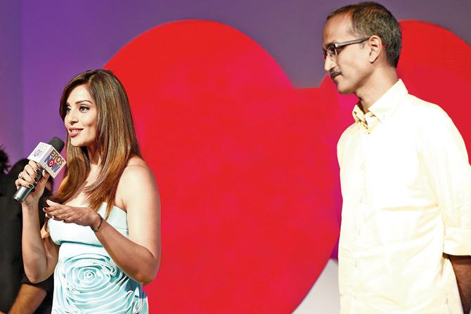 Bipasha Basu (left) and Rohan Sippy at the launch of Client, an online mini series 