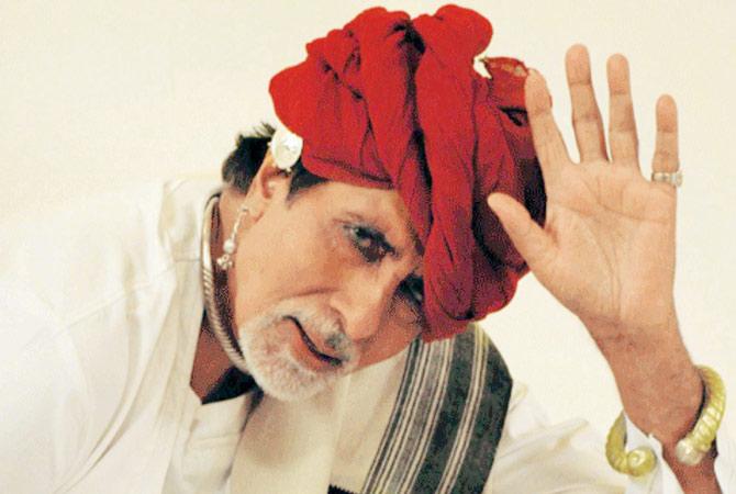 When Amitabh Bachchan did an ad shoot as brand ambassadorof Gujarat, political parties accused him of aligning with the then CM Narendra Modi