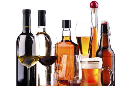 Delhi locality holds hearing on liquor shops