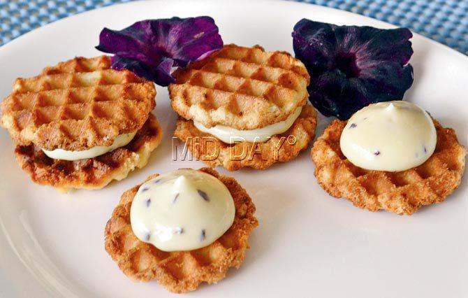 Petunia Cream Cheese, flavoured with mildly-spicy petunia petals, paired with butter-flavoured waffle cookies is part of Icing On Top’s new edible flower dessert menu. Pic/Datta Kumbhar
