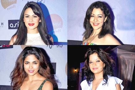 Bollywood beauties turn up in their fashionable best for an event