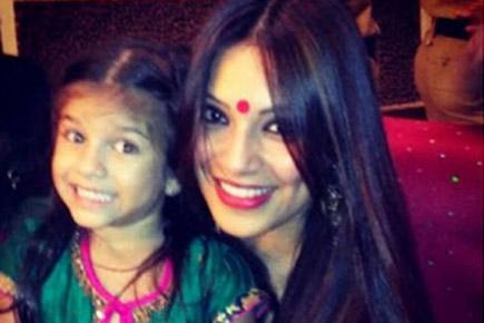 Bipasha Basu shares adorable photos of niece Nia