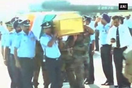 APJ Abdul Kalam's mortal remains flown to New Delhi