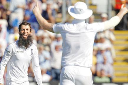 Ashes: All-round Moeen Ali stars in opener