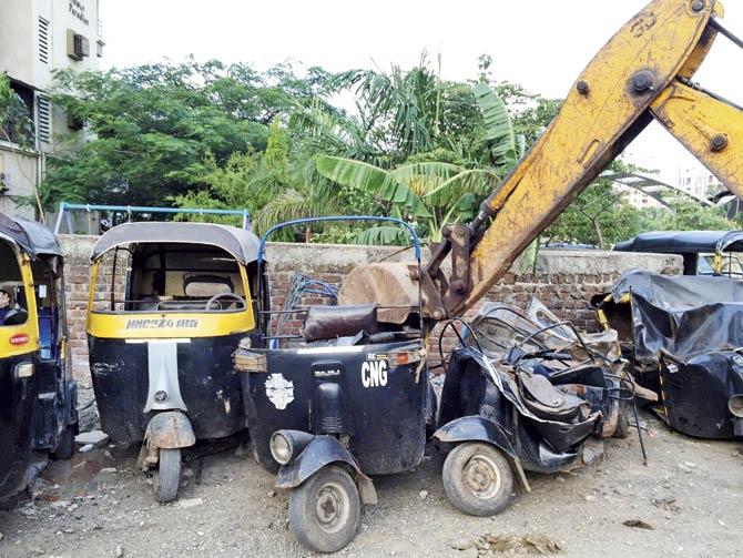 37 auto-rickshaws were scrapped with the use of JCB machines on July 7 and July 9 at Dahisar