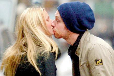 Gwyneth Paltrow 'lucky' to be close to ex-hubby Chris Martin